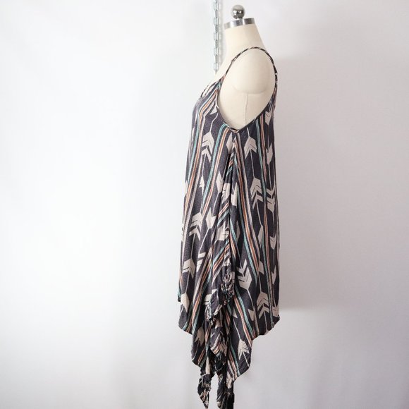 ❌SOLD❌billabong arrow chevron print summer dress - Picture 6 of 7